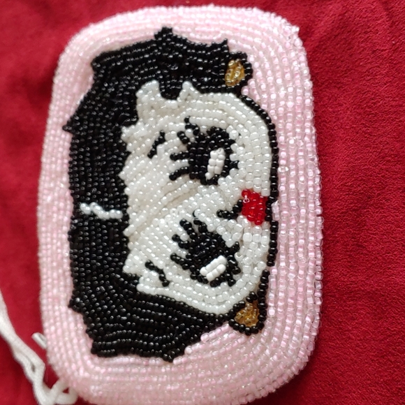 Brand new Betty Boop beaded coin purse - Picture 2 of 3